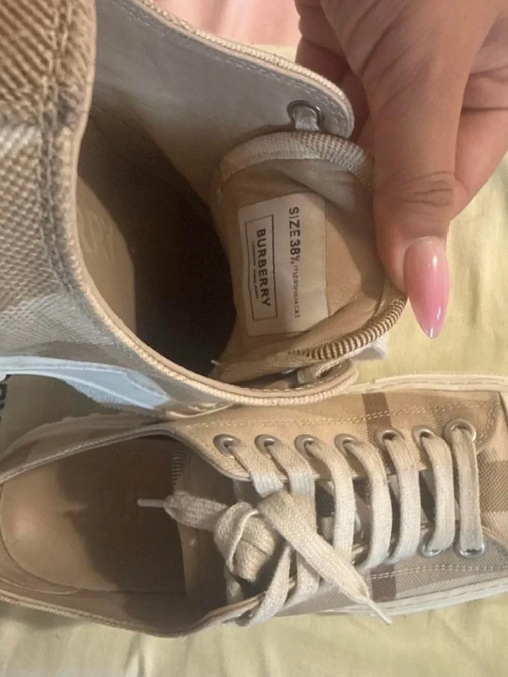 Burberry Soft Fawn Signature Check Low-Top Sneakers
